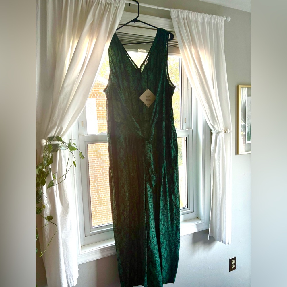 NWT Ava & Viv Green Black Tie-Front Snake Print Jumpsuit Size 2X